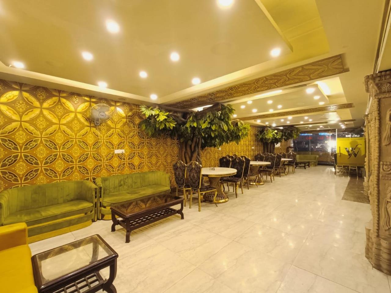 Hotel Waterfall Paschim Vihar Delhi Delhi (National Capital Territory of India) Exterior foto
