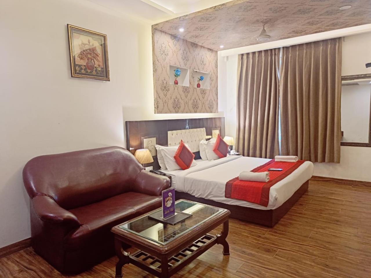 Hotel Waterfall Paschim Vihar Delhi Delhi (National Capital Territory of India) Exterior foto